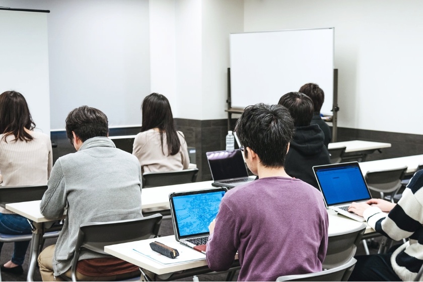 パソコン教室の授業